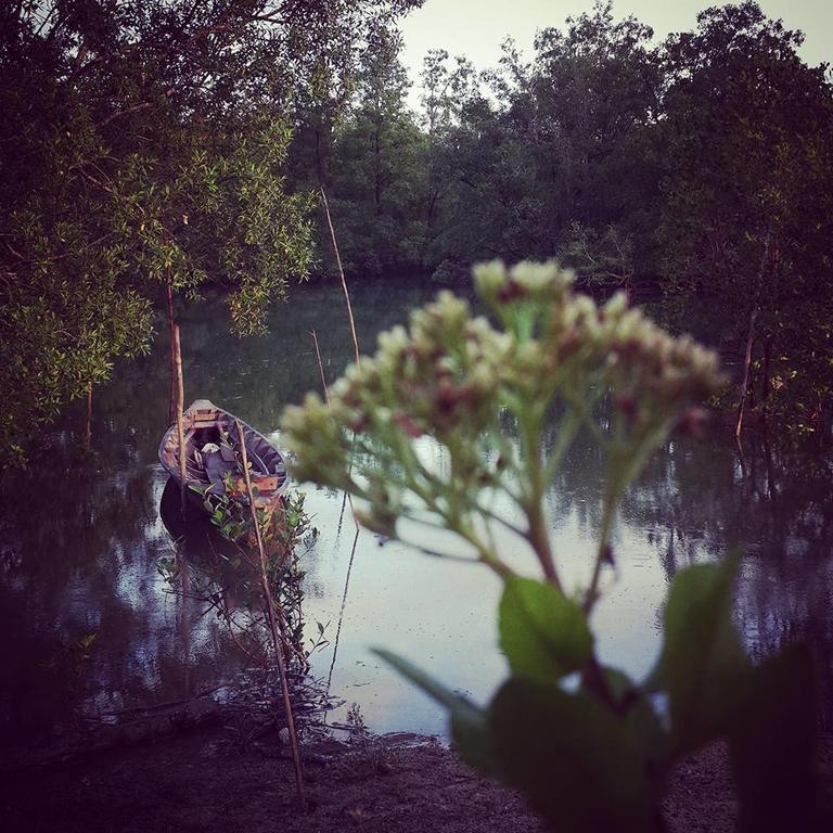 Calm At Bangphat Bor Saen Экстерьер фото