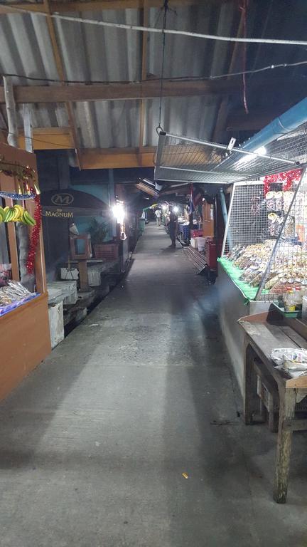 Calm At Bangphat Bor Saen Экстерьер фото